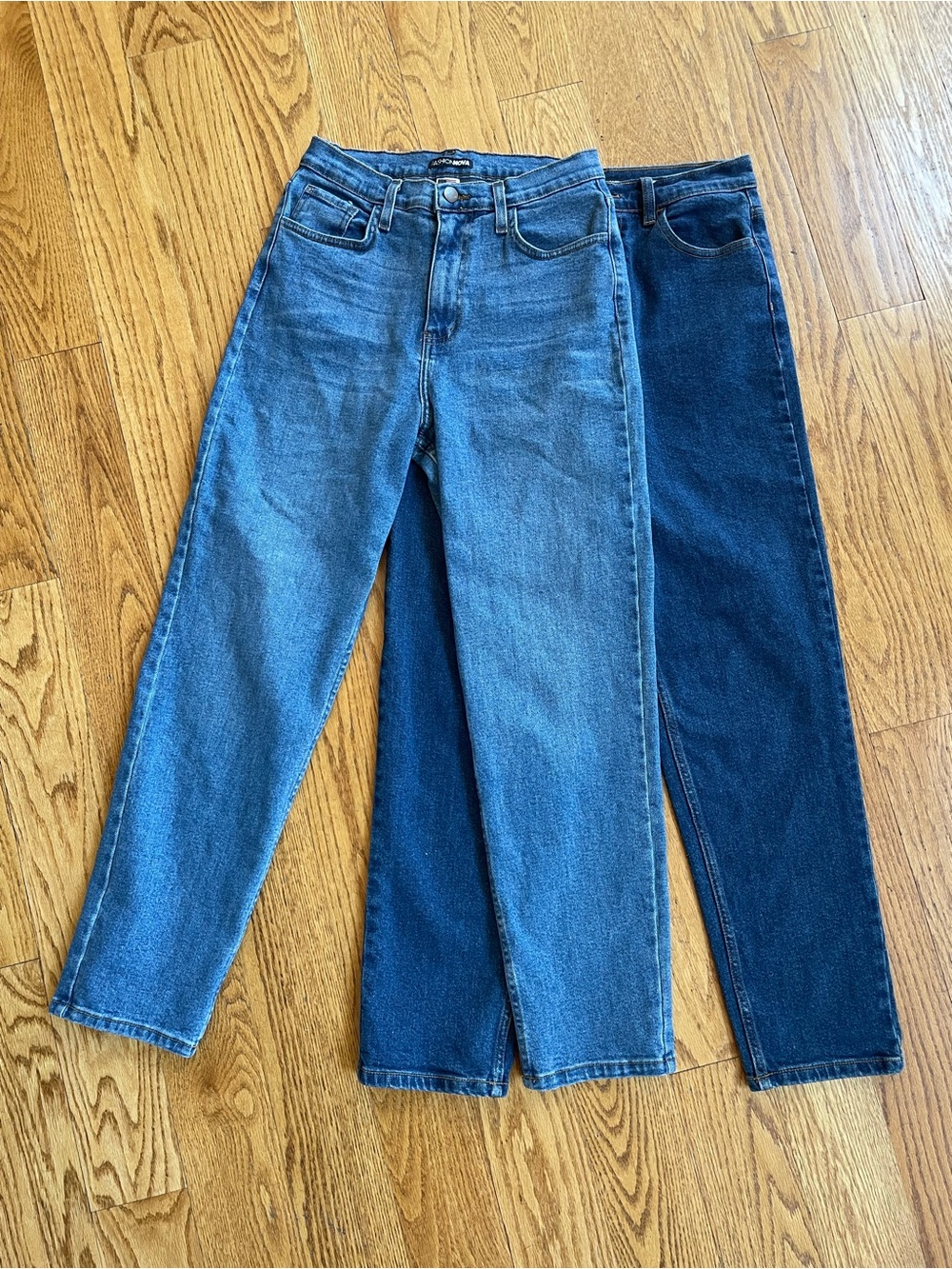 Women's High-Rise Straight Leg Jeans
